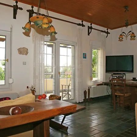 Year-round Beachfront Bliss At Memi Beach, Koroni Villa *