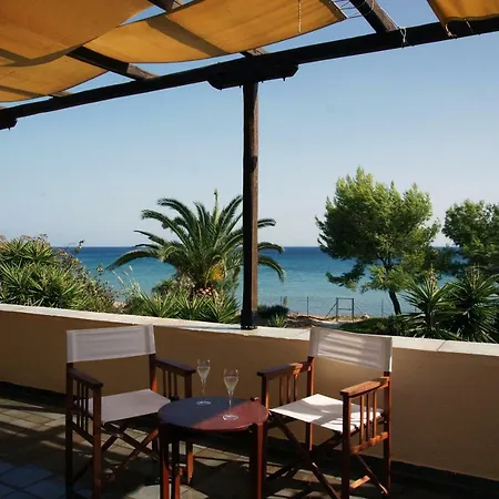 Year-round Beachfront Bliss At Memi Beach, Koroni Villa Livadhákia