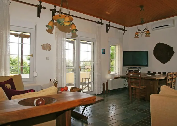 Year-round Beachfront Bliss At Memi Beach, Koroni Villa *